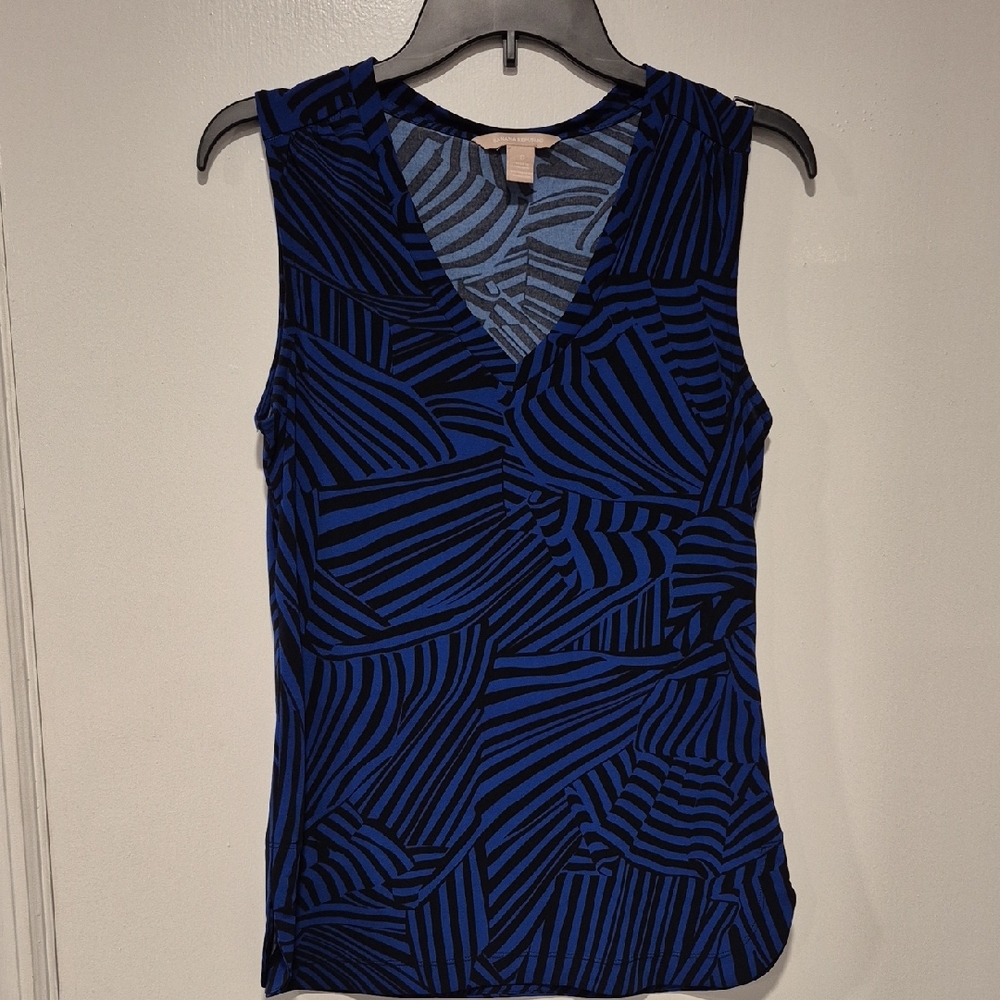 Banana Republic Sleeveless V-Neck Blue & Black Patterned Camisole